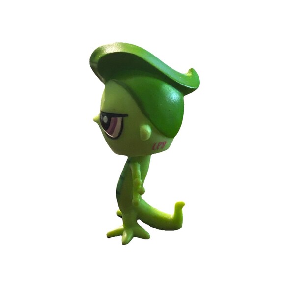 Hasbro Littlest Pet Shop LPS #1773 Green Gecko Lizard Figure – Pink Eyes - Picture 2 of 5